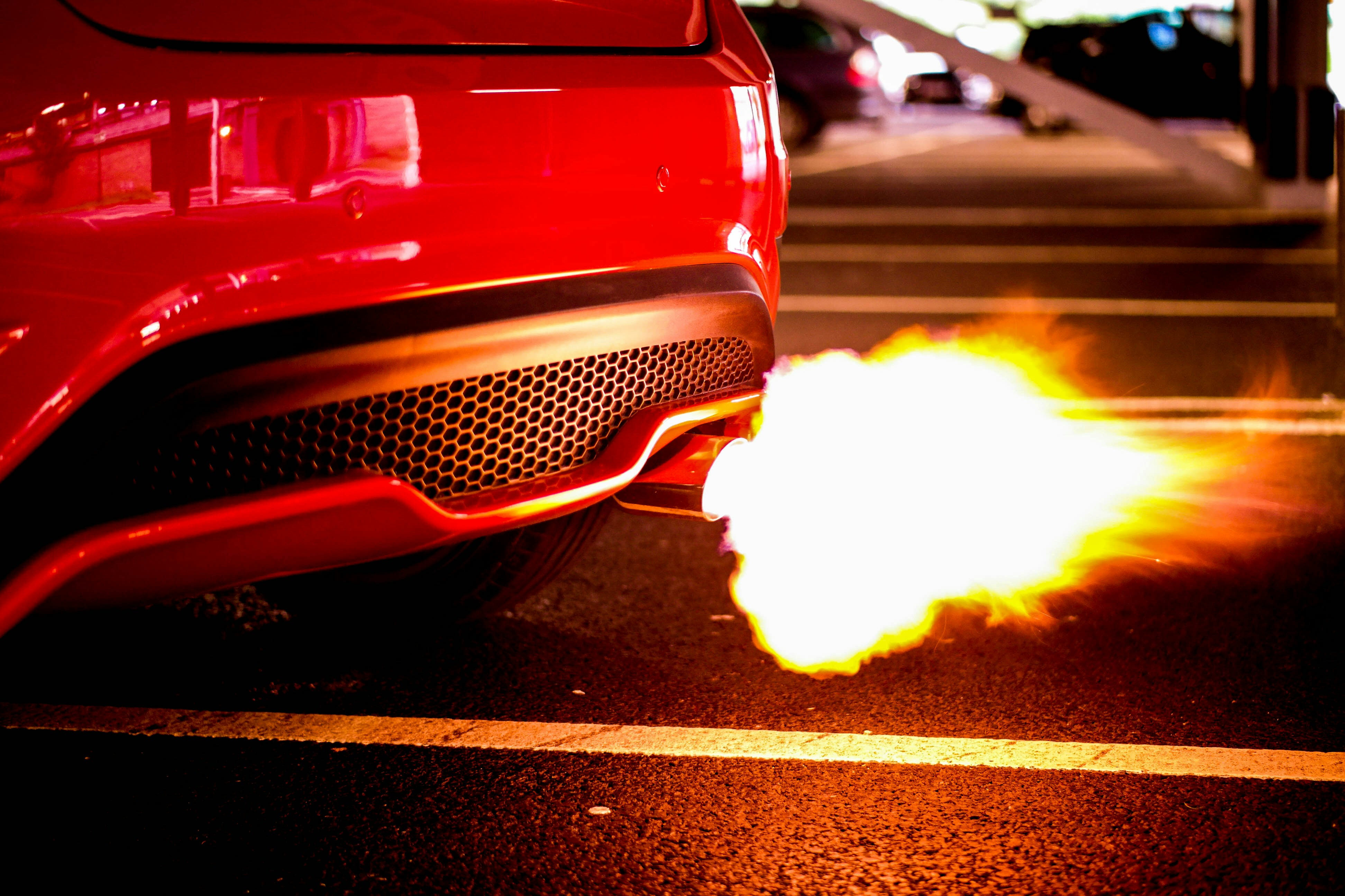 oscar-sutton-pBrHNFqcX-M-unsplash